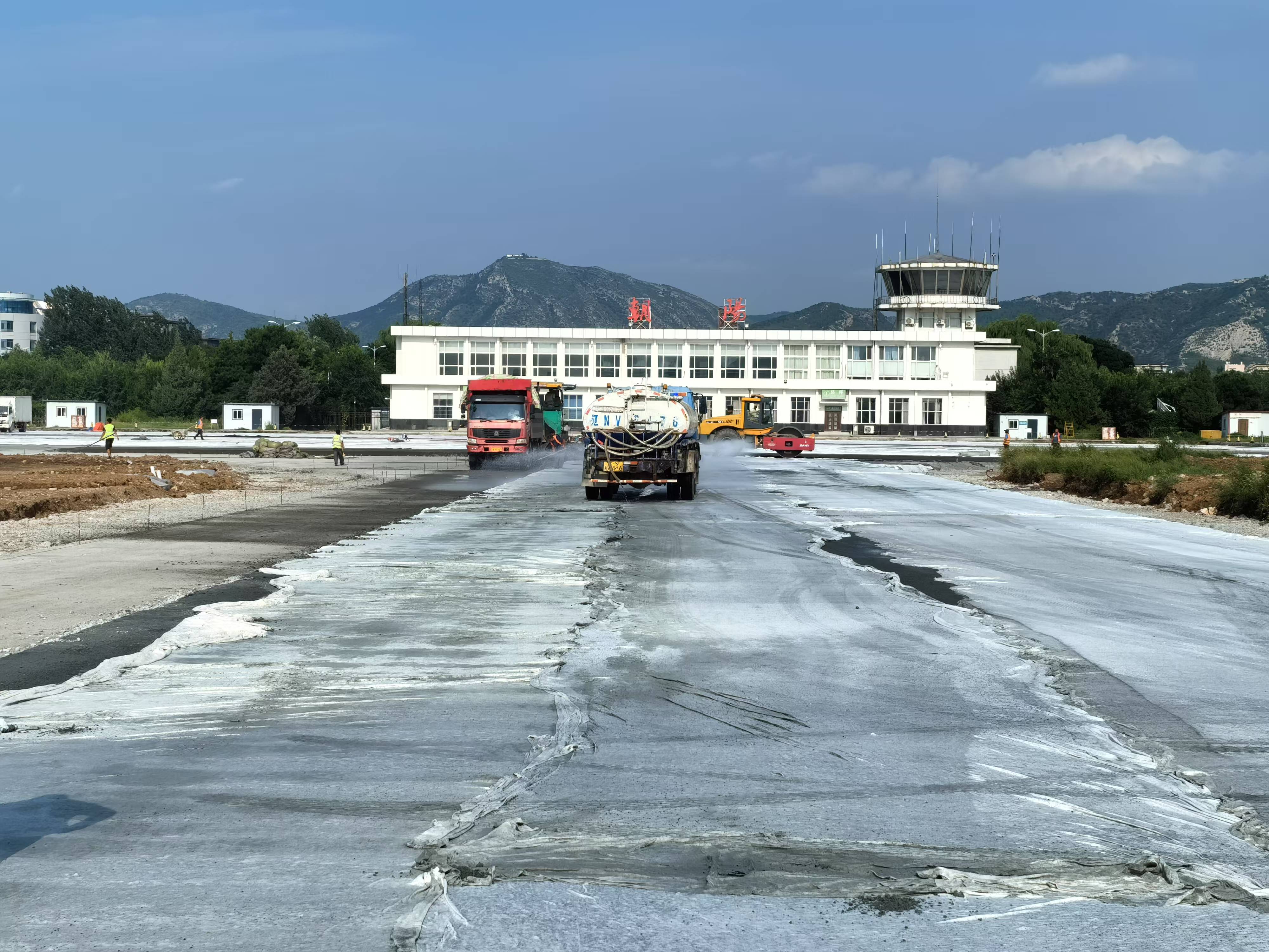 华盈——飞机场跑道改造项